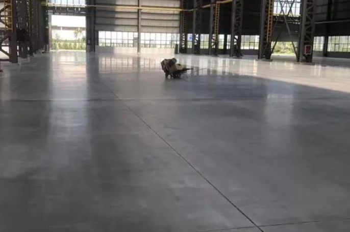 不發(fā)火水磨石地坪相比nfj防靜電不發(fā)火耐磨地坪有哪些優(yōu)缺點